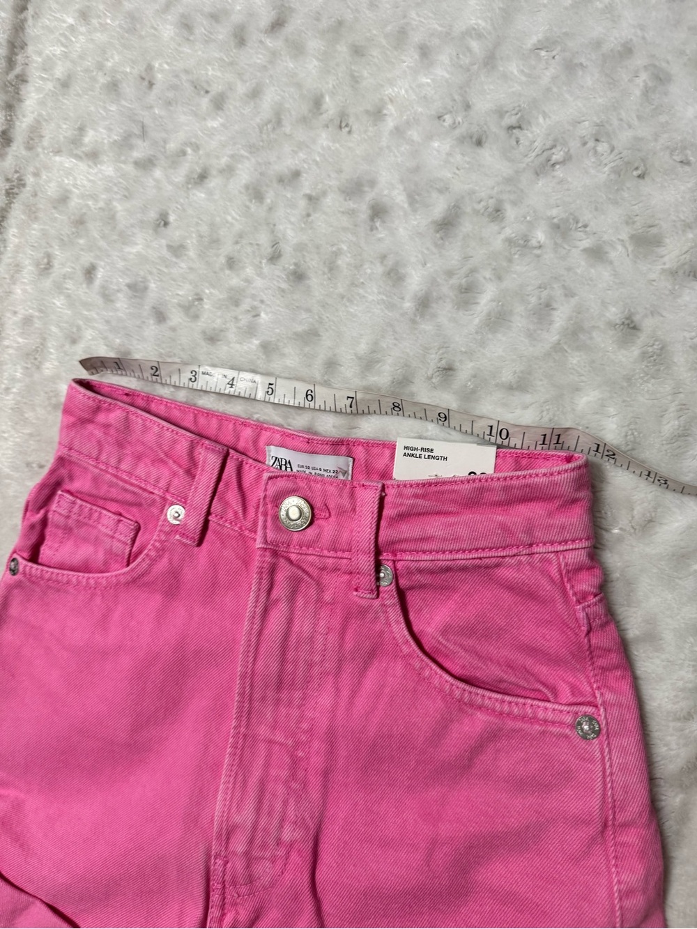 NWT- ZARA High Rise Pink Classic Denim Mom Shorts - Picture 14 of 14